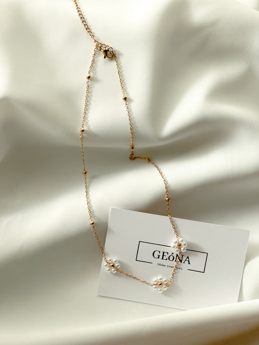 Pearl Bloom Necklace